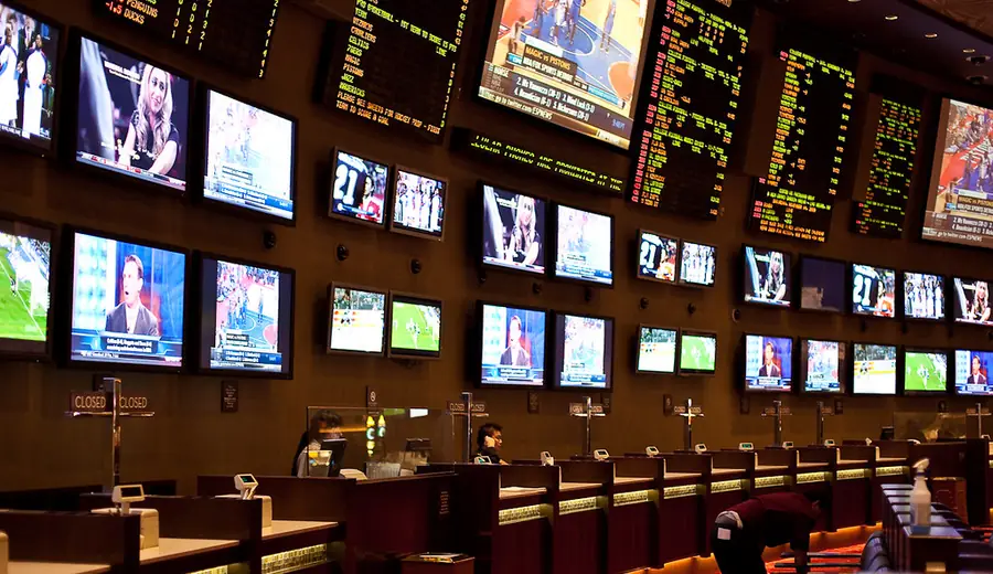 Home Advantage in Sports Betting: Does It Still Matter?