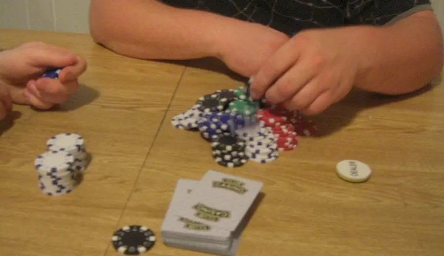 Overreaction in Betting Markets: How to Profit from Public Overreaction